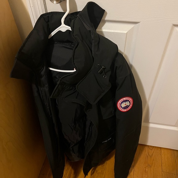 Canada Goose Mens Medium Coat